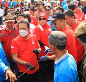 KKP Gelar Bakti Nelayan pada Festival Maelo Pukek