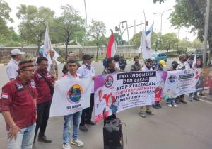 Aksi Solidaritas IWO Indonesia DPD Kota Bekasi Buntut Oknum ASN Kerawang Aniaya Wartawan