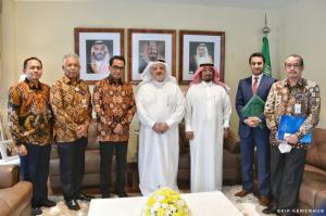 Menhub Bertemu dengan Dubes Arab Saudi, Sepakati Pembukaan 4 Penerbangan Umroh dari Bandara Kertajati