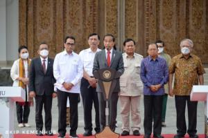 Presiden Resmikan Terminal VVIP Bandara Ngurah Rai dan 3 Pelabuhan di Bali
