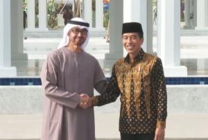 Presiden Jokowi dan Presid⁯en Uni Emirat Arab MBZ Resmikan Masjid Raya Sheikh Zayed di Solo 