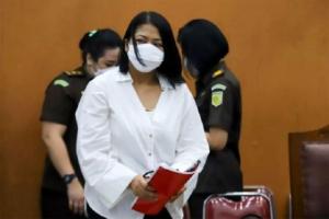Putri Candrawathi Terpapar Covid Minta Dirawat Dokter Pribadi, Kejagung: Belum Perlu