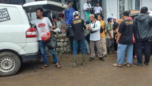 Peduli Sesama, Majelis Burdah dan Warga Perum Surya Land Cibitung Kirim Bantuan Kepada Korban Gempa Cianjur
