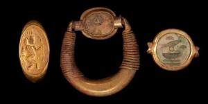 Arkeolog Temukan Koleksi Perhiasan Emas Era Firaun Akhenaten Berusia 3.500 Tahun