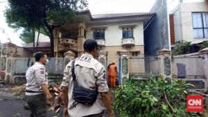 Depresi Sejak Bercerai, Eny Pemilik Rumah Mewah Terbengkalai di Cakung Dirawat di RSKD Duren Sawit