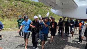 Teror di Papua, Warga Sipil Dibacok OTK hingga 4 Jarinya Putus