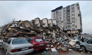 Pemerintah: Angka Kematian Akibat Gempa Turki Melewati 12.000