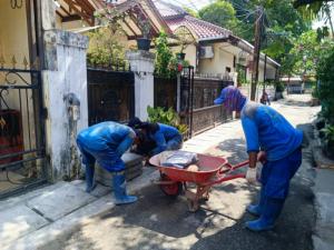Satgas SDA Kemayoran Normalisasi Drainase