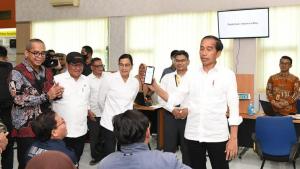 Datangi Kantor Pajak Solo Bikin Presiden Jokowi Kaget, Loh Kenapa Pak?  