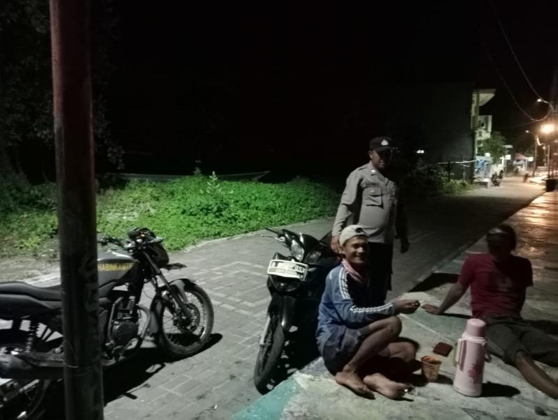 Tangkal Radikalisme Kapolsek Kepulauan Seribu Himbau Melalui Patroli Malam