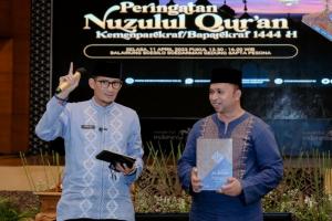 Sandiaga Ajak Insan Parekraf Perkuat Ketaqwaan pada Peringatan Nuzulul Quran