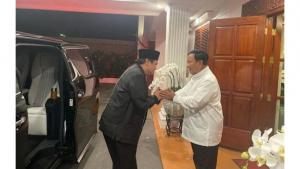 Pulang dari Solo, Prabowo Temui Aburizal Bakrie dan Terima Kunjungan Airlangga