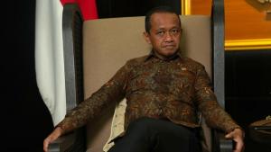 Prediksi Bahlil: Capres Menang Jika Bisa Komunikasi Baik dengan Presiden Jokowi