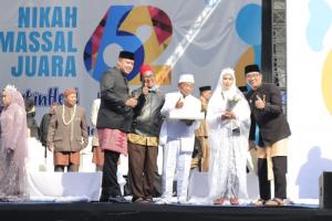 Pemprov Jawa Barat Bersama Pemkot Bekasi Gelar Nikah Massal di Stadion Patriot Chandrabhaga