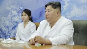 Kim Jong Un Ajak Putri Cek Satelit Mata-mata Korut