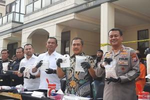 Peran Tersangka Pabrik Narkoba Tangerang dan Semarang, dari `Koki` sampai Pencetak Ekstasi