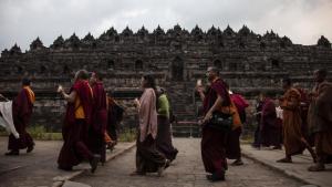 Ucapkan Selamat Waisak, Presiden Singgung Keramahan Warga ke Para Biksu