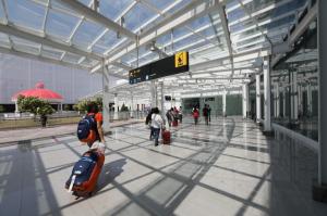 AP1 dan Angkasa Pura Properti Kolaborasi Bangun PLTS di Bandara Jenderal Ahmad Yani Semarang