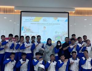 Safety Riding Bersama Jasa Raharja Jawa Barat dan SRC AHM Bandung Membina Pelajar SMK Bina Esa