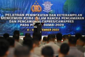 Jelang Pemilu Damai 2024, Kakorlantas Hadiri Pelatihan Peningkatan Keterampilan Mengemudi Roda Dua dan Empat