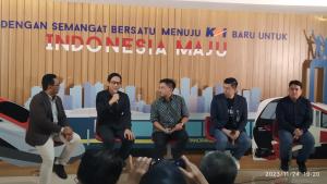 Sosialisasikan C-Access, KAI, KAI Commuter Bersama Bank Mandiri Hadirkan Orchestra di Mangkunegaran Surakarta