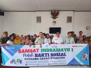 Tim Samsat Induk Indramayu Berikan Paket Penanganan Stunting Bagi Bayi di Kecamatan Tukdana