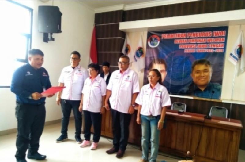 Prosesi Pengambilan Sumpah dan Pelantikan DPW IWO Provinsi Jawa Tengah oleh Ketua Umum Icang Rahardian