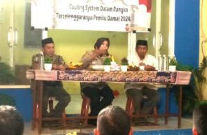 Cooling System Pemilu Damai 2024, Kapolsek Bantargebang Sambangi Warga Cimuning