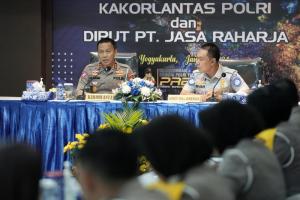 Kakorlantas Beri Arahan Personel Ditlantas Yogyakarta Tingkatkan Pengelolaan Black Spot di Jalan