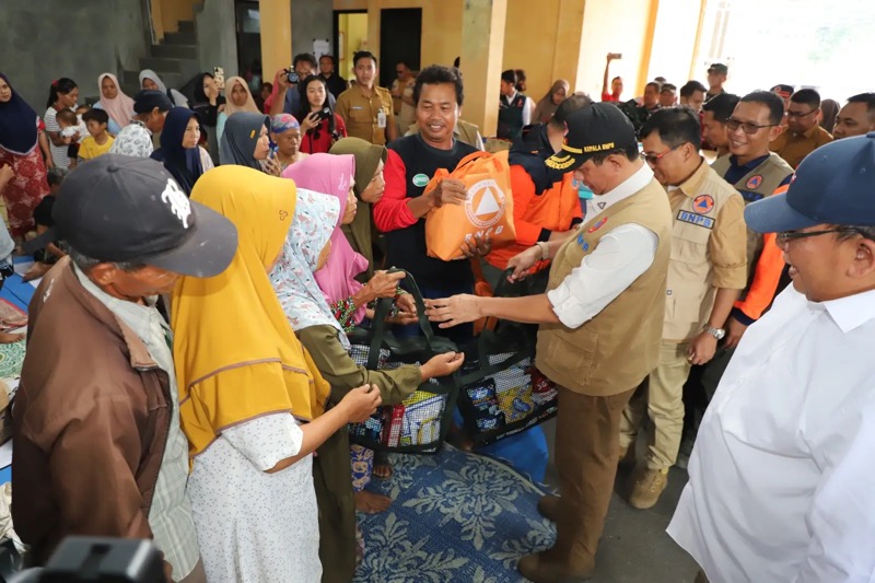 Kepala BNPB Tinjau Banjir Demak: Penanganan Pengungsi dan Perbaikan Tanggul Jadi Prioritas Darurat