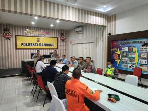 Persiapan Operasi Ketupat Lodaya 2024, Jasa Raharja Turut Hadir Rapat FKLL di Polresta Bandung