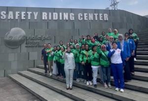 Jasa Raharja Jawa Barat bersama Mitra Kerja Terkait Gelar Safety Riding Bagi Pengemudi Grab Jabar