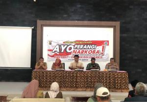 Rapat Sinergitas Tiga Pilar: Perangi Penyalahgunaan Narkoba dan Obat-obatan di Kelurahan Sumurbatu