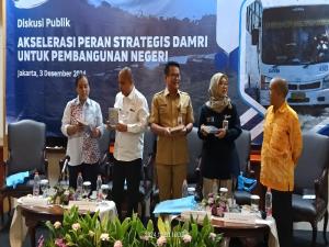 Instran Gelar Diskusi Publik, Bahas Peran Strategis DAMRI untuk Membangun Negeri