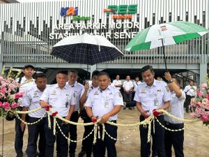 Bisa Tampung 428 Motor, KAI Services Sediakan Fasilitas Parkir Double Decker di Stasiun Pasar Senen