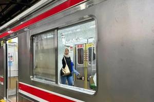 Kecam Keras Aksi Pelemparan Commuter Line di Stasiun Universitas Pancasila, KAI Commuter Pastikan Ambil Langkah Serius!