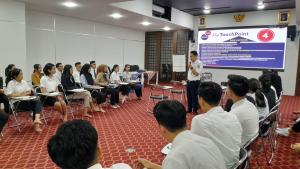 Daily Worker Prama Prami KAI Services Mendapatkan Pembekalan untuk Masa Angkutan Lebaran 2025