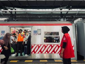 KAI Commuter Ikuti Apel Gelar Pasukan Operasi Angkutan Lebaran 2025 Oleh KAI Group