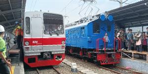 Jaga Warisan Sejarah Transportasi Indonesia, KAI Commuter Lestarikan Lokomotif KRL "Bon-Bon" Sebagai Barang Cagar Budaya