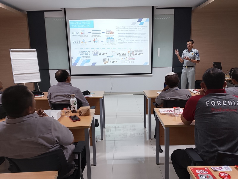 Bersama Astra Honda Motor Safety Riding & Training Center Bekasi, Jasa Raharja Bekasi Sosialisasikan Pentingnya Keselamatan Kecelakaan Lalulintas