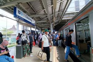  Pengguna Terus Meningkat, Commuter Line Pegang Peran Penting Transportasi Umum di Perkotaan