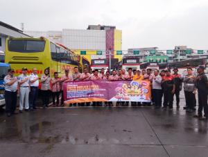 Unit Satlantas Polres Metro Bekasi Kota Edukasi Pengemudi Bus Soal Tertib dan Disiplin Berlalu Lintas