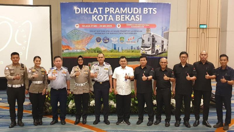Diklat SOP dan SPM Layanan Angkutan Umum Massal Perkotaan Team Unit Kamsel Satlantas Polres Metro Bekasi Kota