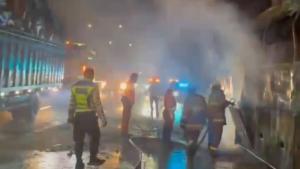 Bus Terbakar di Tol Cikampek, 50 Penumpang Berhasil Dievakuasi