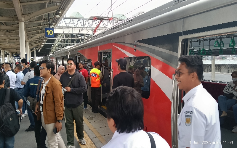 KAI Commuter Operasikan Tiga Rangkaian KRL Baru di Lintas Bogor dan Cikarang, Simak Jadwal Lengkapnya