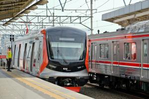 Lagi, KAI Commuter Operasikan Dua Rangkaian KRL Baru CLI-125 Pada Lintas Bogor dan Cikarang Pada Akhir Pekan Ini