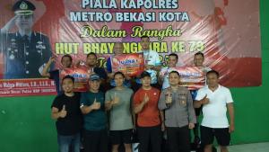 Wakapolres Hadiri Final Turnamen Bulutangkis Piala Kapolres Cup 2025