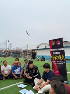 Sosialisasi Bahaya Narkoba kepada Remaja di Lapangan Futsal Terapung Pelabuhan Muara Angke