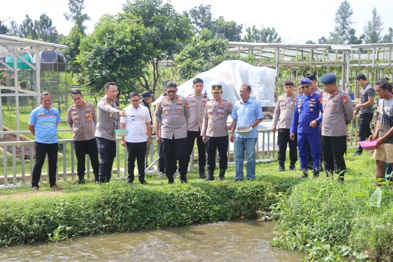 Dukung Swasembada Pangan 2025, Polda Metro Jaya Tanam Jagung di Tangerang Selatan
