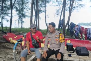 Cegah Premanisme, Bhabinkamtibmas Pulau Pari Sambang Tokoh Masyarakat dan Imbau Warga Jauhi Judi Online